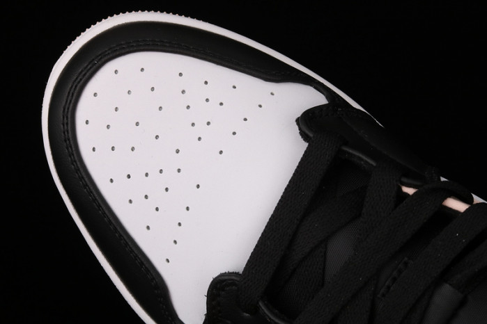 air jordan 1 mid crimson tint toe 554724-133