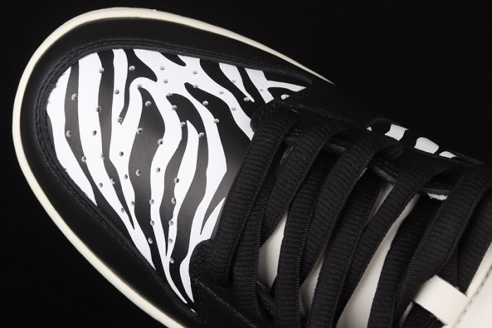 quartersnacks x nike sb dunk low dm3510-001