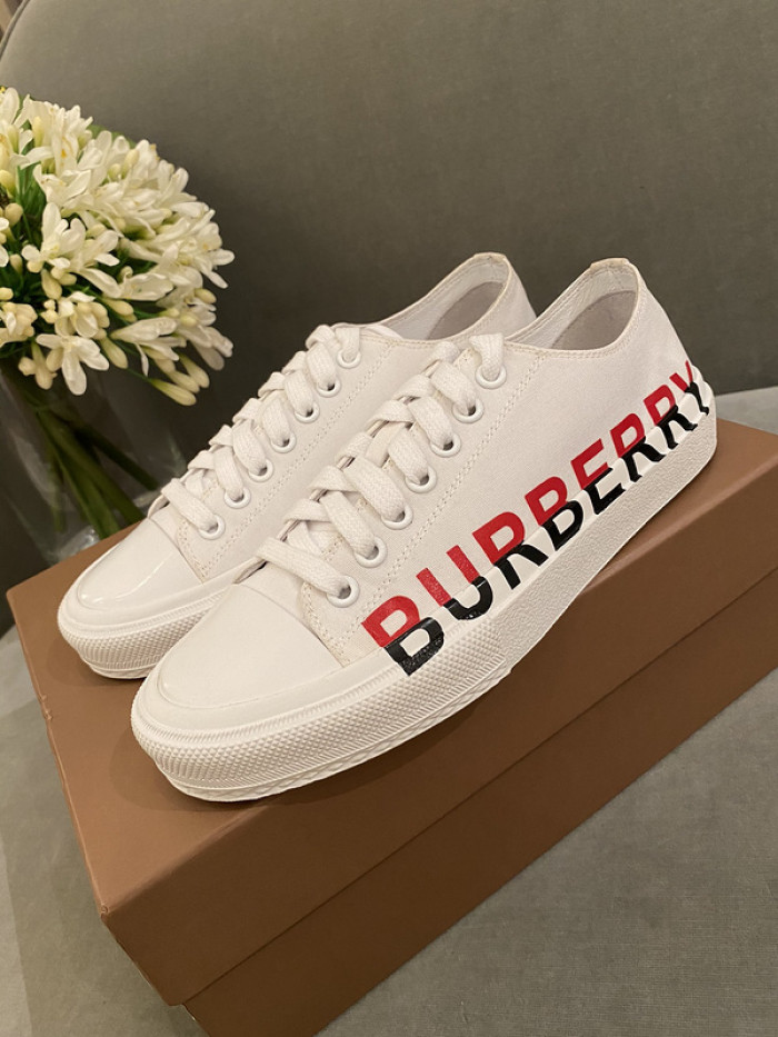 BUBERY SNEAKER