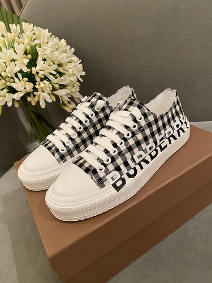 BUBERY SNEAKER