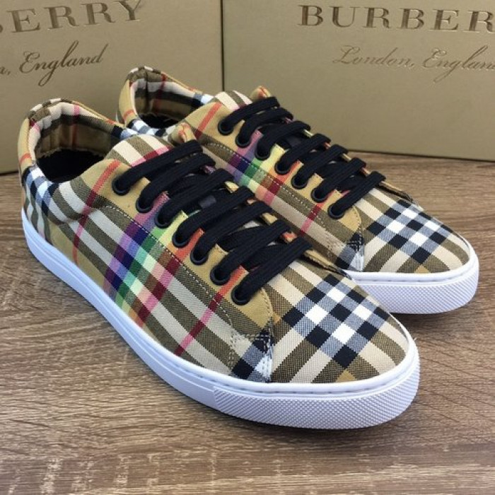 BUBERY SNEAKER