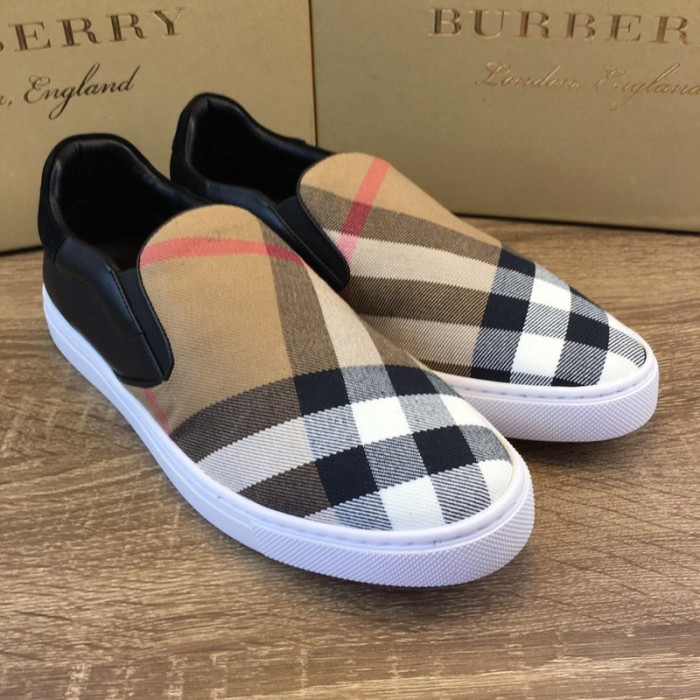 BUBERY SNEAKER