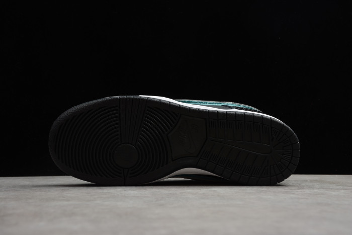 nike sb dunk low diamond S*pply co black diamond bv1310-001