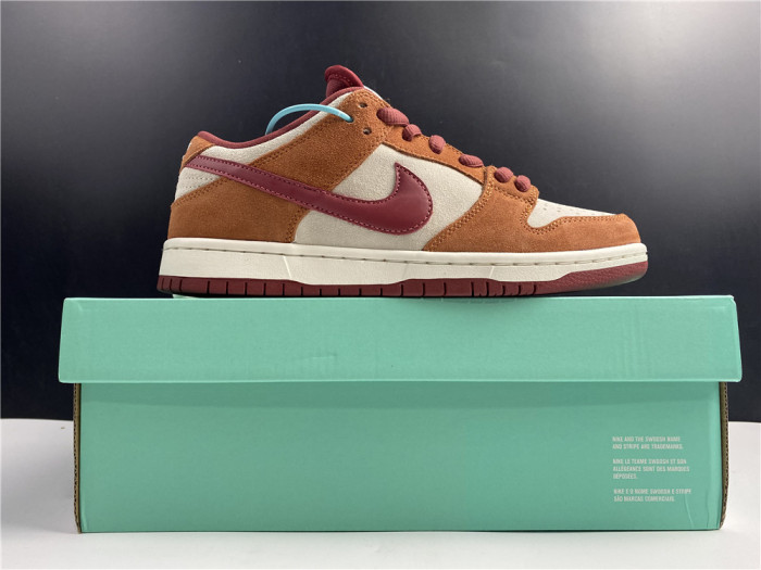 nike sb dunk low pro dark russet cedar bq6817-202