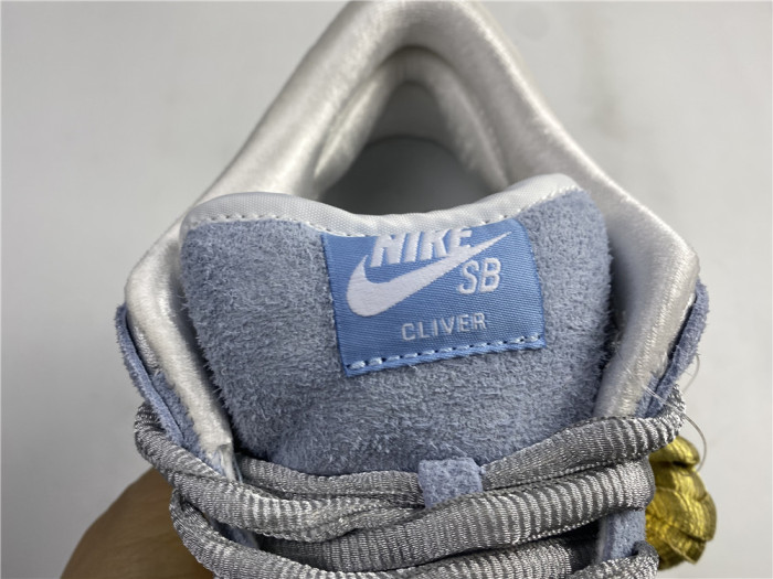 sean cliver x nike sb dunk low dc9936-100