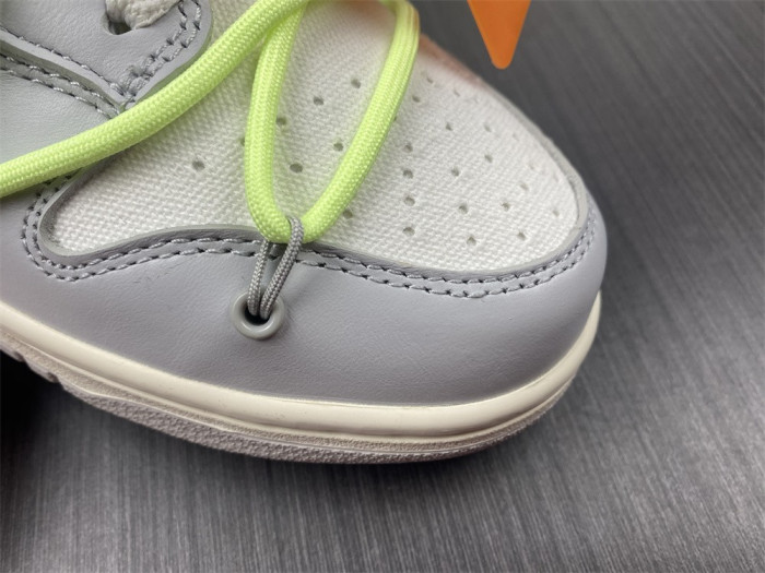 nike dunk low off-white lot 43 dm1602-128