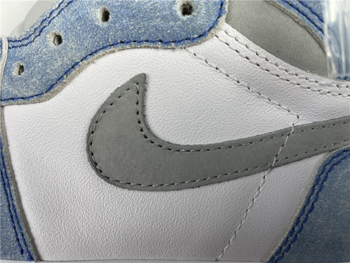 air jordan 1 high og hyper royal 555088-402