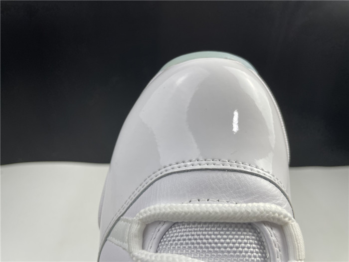 air jordan 11 low “legend blue” av2187-117