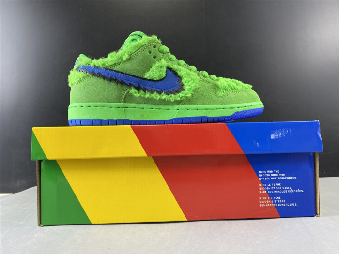 nike sb dunk low grateful dead bears green - cj5378-300