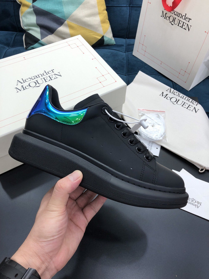 alex mcqu sneakers