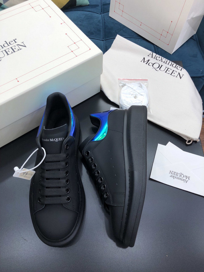 alex mcqu sneakers