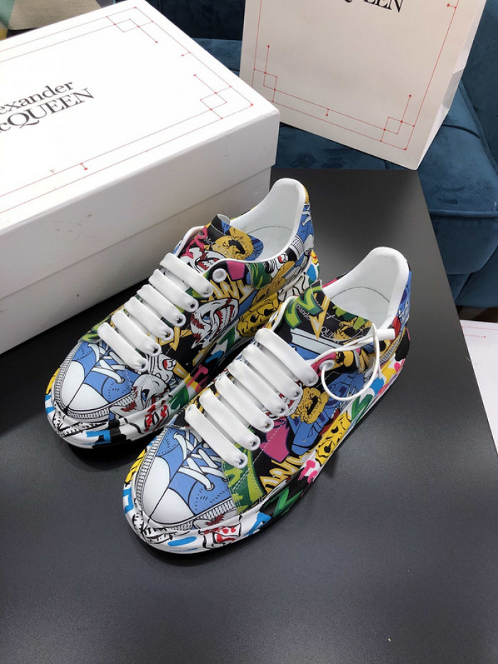 alex mcqu sneakers