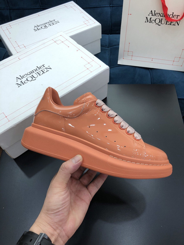 alex mcqu sneakers