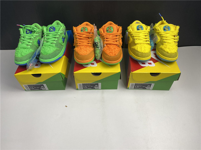 grateful dead x dunk low sb kids 