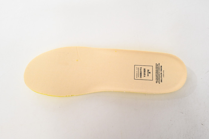 MIHARA YASUHIRO PINK AND WHITE MY4