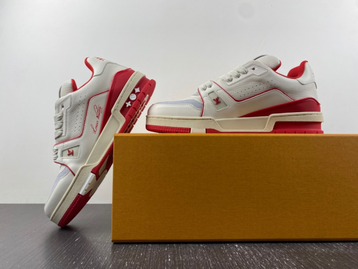 2023 l**is V*t*n lv trainer 25289