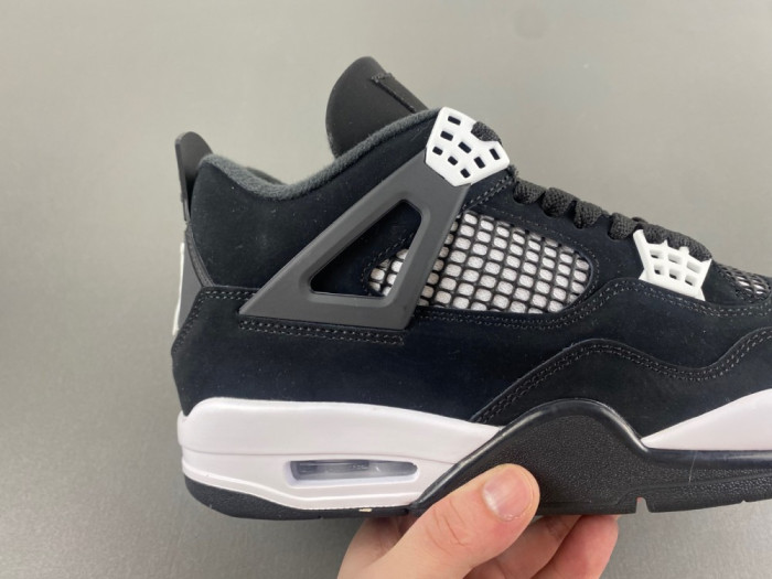 new air jordan 4 retro 