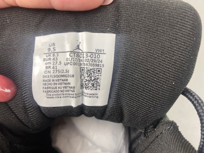 IR JORDAN 12 “BLACK/WOLF GREY” RELEASES SEPTEMBER 2024 CT8013-010