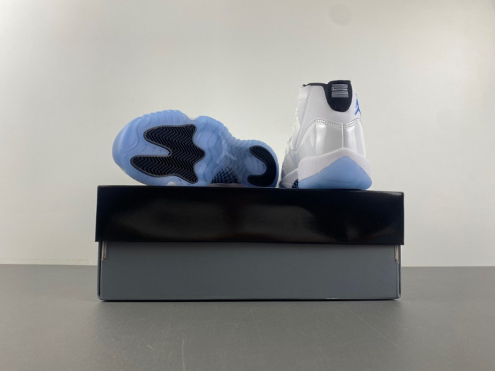 AIR JORDAN 11 RETRO LEGEND BLUE 2024 378038-104