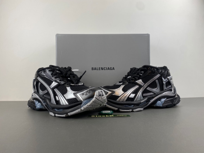 Balenciaga Runner Graffiti BCR025