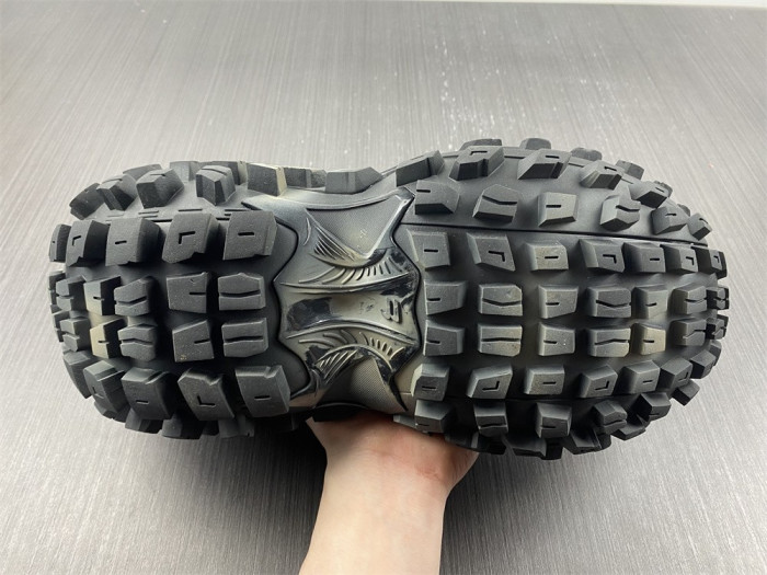 Ba*len*cia*ga defender aarmygreen 5144525