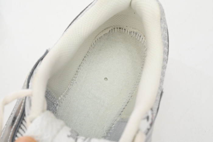 nike zoom vomero 5 fd0884-025