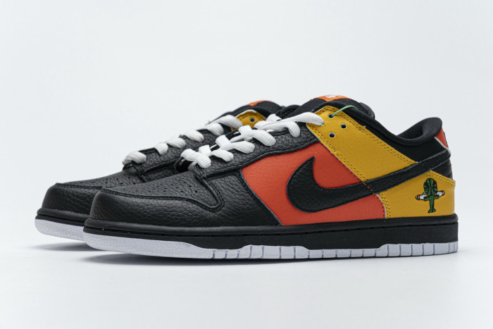 nike dunk sb low raygun 304292-803