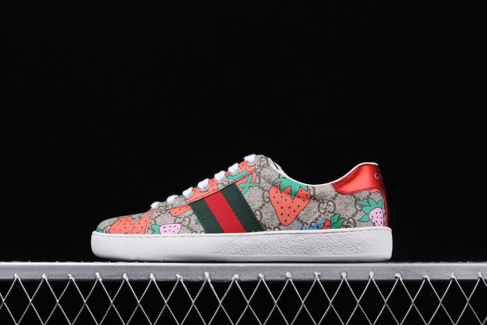 gi ace embroidered low-top sneaker h903p115