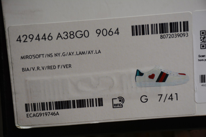 gi ace embroidered low-top sneaker h903p146