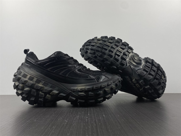 Ba*len*cia*ga defender black 685613w2ra61000