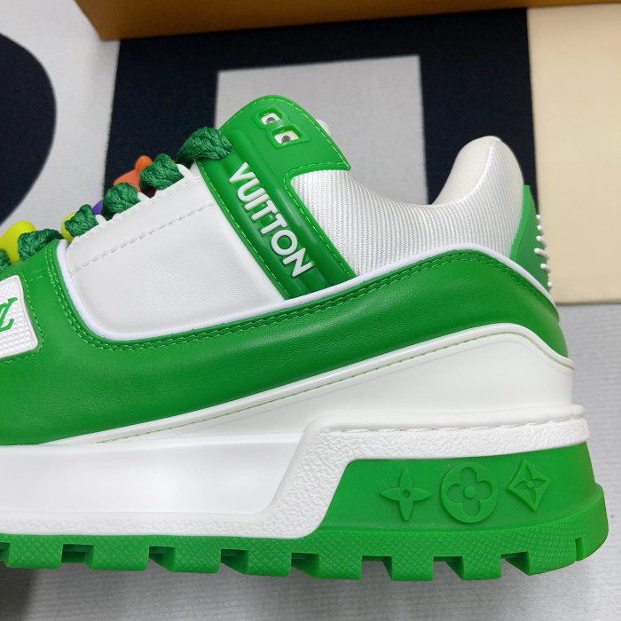 lv trainer sneaker 25260